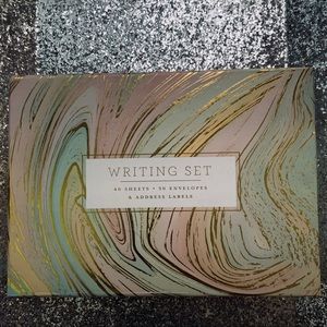 ⭐️💫🗂📒 MODERN NWT**** Writing Set